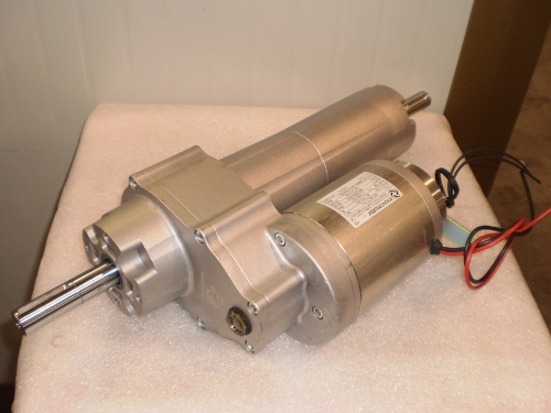 DC Gearmotors parallel axes with differential gear