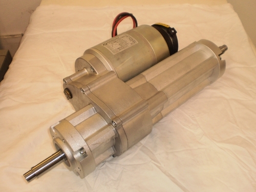 DC Gearmotors parallel axes with differential gear