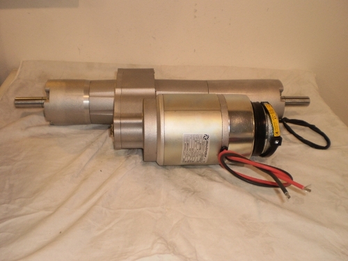 DC Gearmotors parallel axes with differential gear